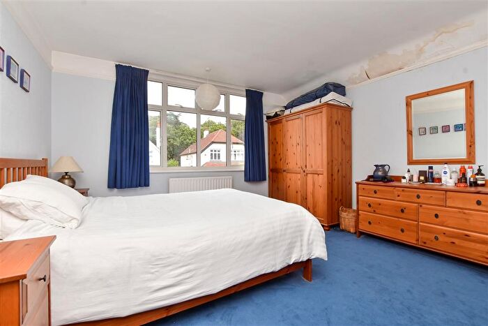 3 Bedroom Detached House For Sale In Highlands Avenue, Leatherhead, Surrey, KT22