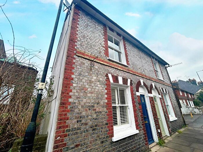2 Bedroom Cottage To Rent In Priory Street, Lewes, BN7