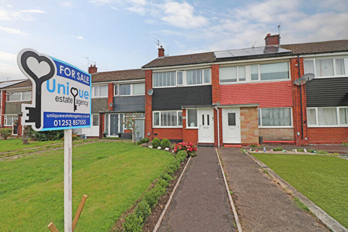 3 Bedroom Terraced House For Sale In Sevenoaks Drive, Thornton-Cleveleys, FY5