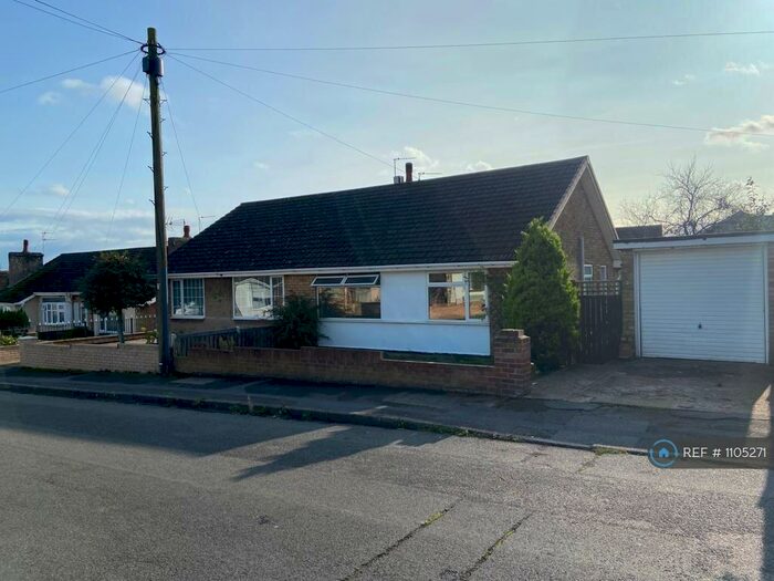 2 Bedroom Bungalow To Rent In Uplands Road, Armthorpe, Doncaster, DN3