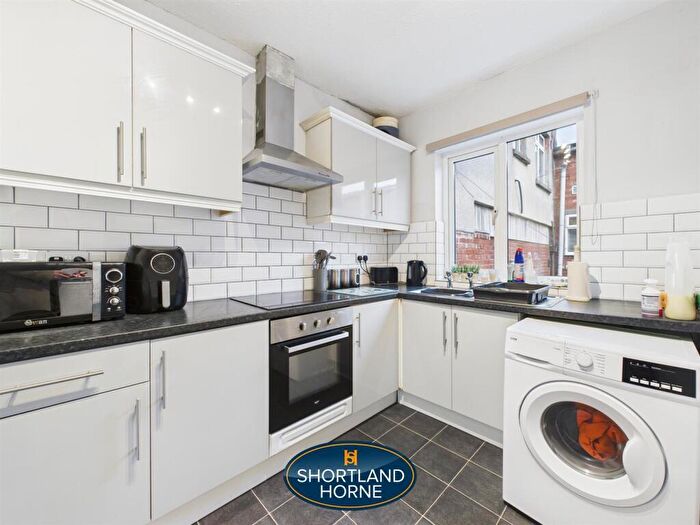 2 Bedroom Flat To Rent In Radford Road, Radford, Coventry, CV6