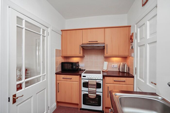 4 Bedroom Detached House For Sale In Abercorn Crescent, Willowbrae, Edinburgh, EH8