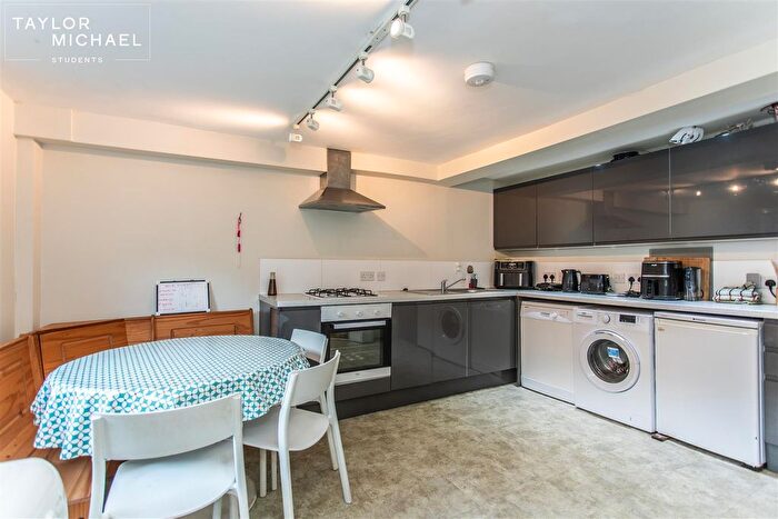 5 Bedroom Terraced House To Rent In Kingsbury Road, Brighton, BN1