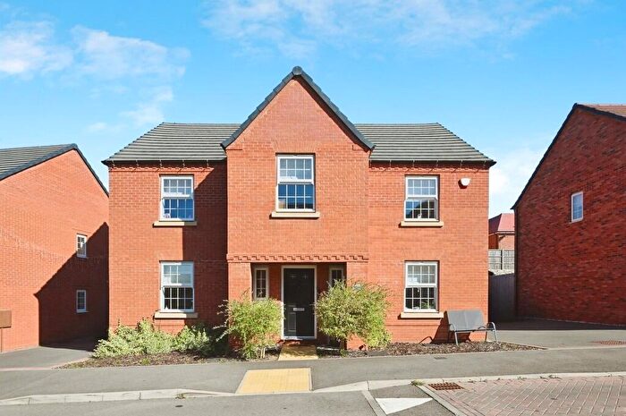 4 Bedroom Detached House For Sale In Lincoln Drive, Houlton, Rugby, CV23