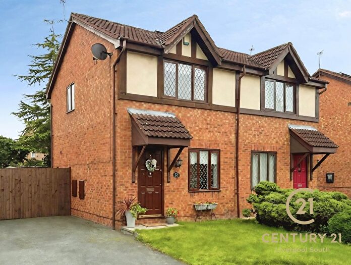 2 Bedroom Semi-Detached House For Sale In Whimbrel Park, Halewood, Liverpool, L26