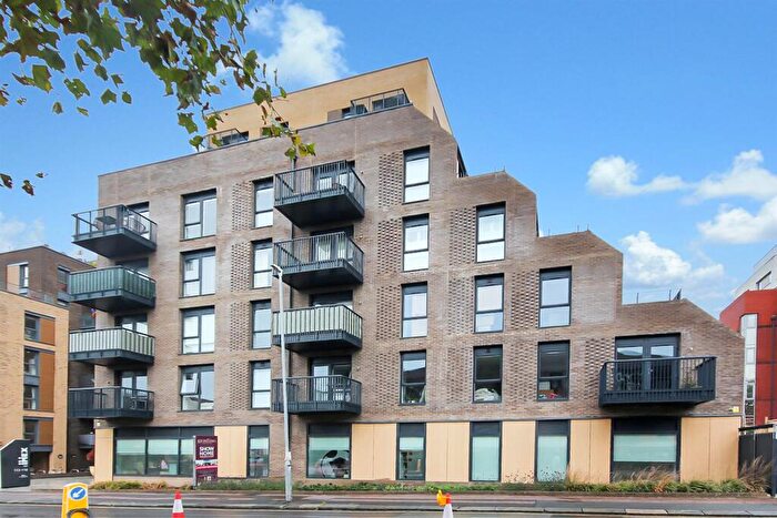 2 Bedroom Flat To Rent In Davigdor Road, Hove, BN3