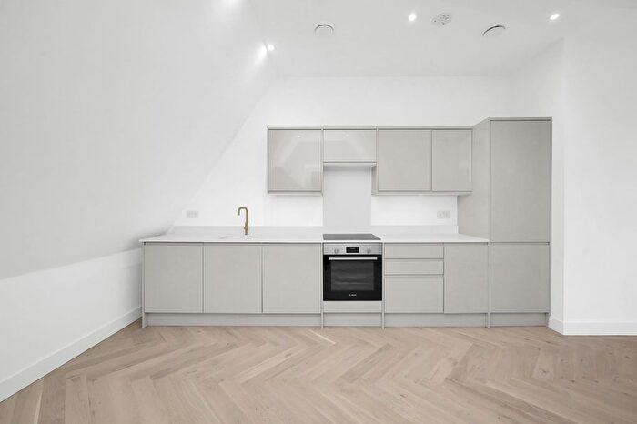 1 Bedroom Flat To Rent In Gordon Road, London, W5