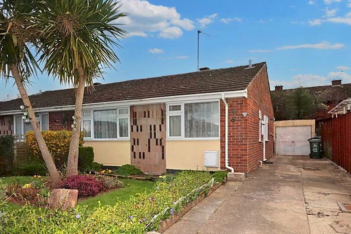 3 Bedroom Bungalow To Rent In Akermans Orchard, Newent, Gloucestershire, GL18