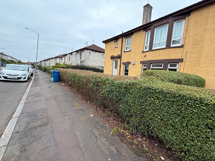 3 Bedroom Cottage To Rent In Glasgow, G20