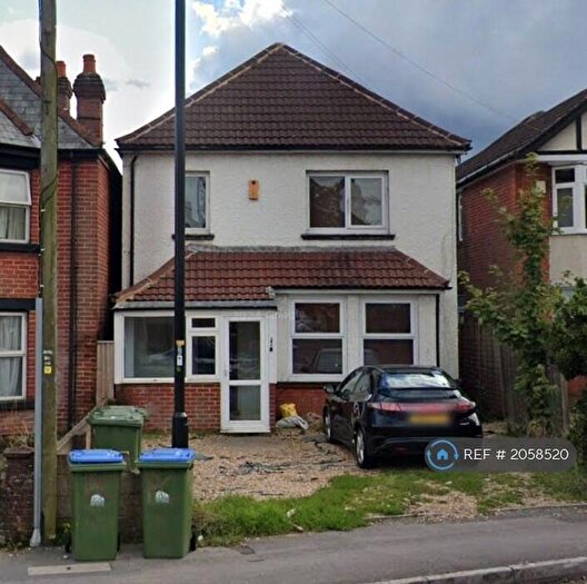 7 Bedroom Detached House To Rent In Burgess Road, Southampton, SO16