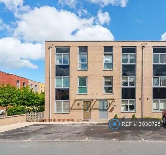 4 Bedroom Terraced House To Rent In Bell Terrace, Dartford, DA1