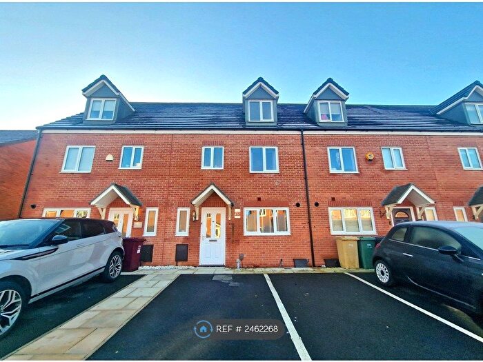 4 Bedroom Terraced House To Rent In Sky Lark Close, Lostock, Bolton, BL6