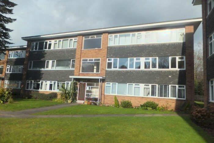 2 Bedroom Flat To Rent In Garrard Gardens, Sutton Coldfield, B73