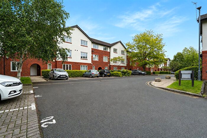 2 Bedroom Flat To Rent In Fielden Court, Barlow Moor Road, Manchester, M21