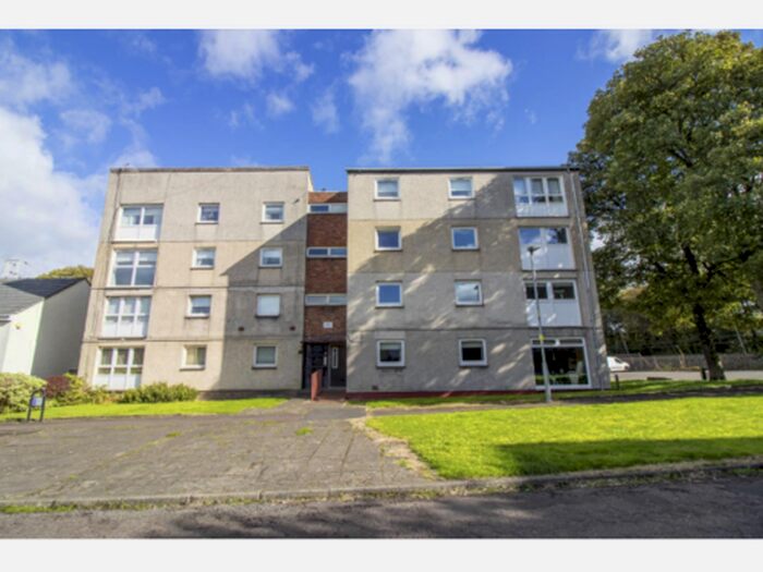 2 Bedroom Flat To Rent In Cornish Court, Coatbridge, ML5