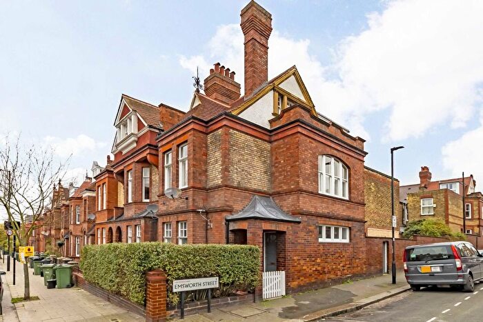 2 Bedroom Flat To Rent In Amesbury Avenue, Streatham Hill, SW2