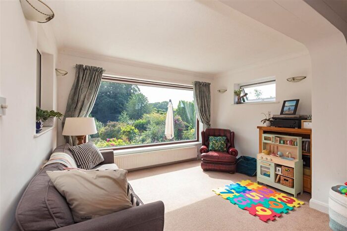 2 Bedroom Detached Bungalow For Sale In Moorside Road, Brookhouse, Lancaster, LA2