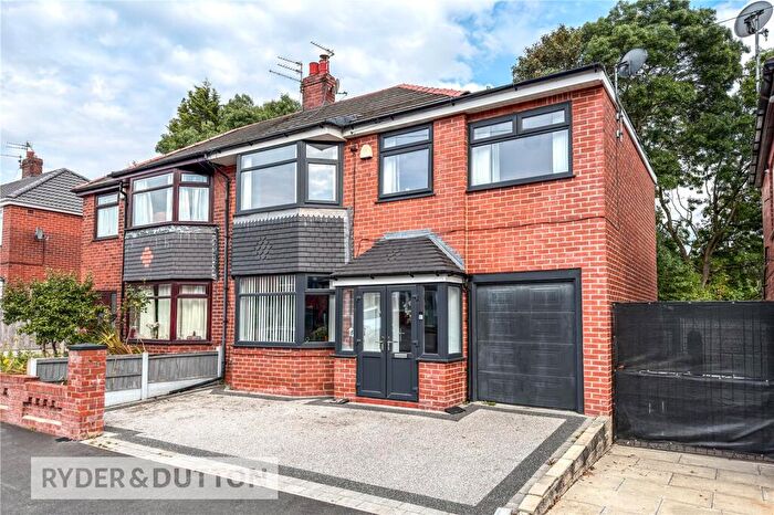 4 Bedroom Semi Detached House For Sale In Bridport Avenue, New Moston, Manchester, M40