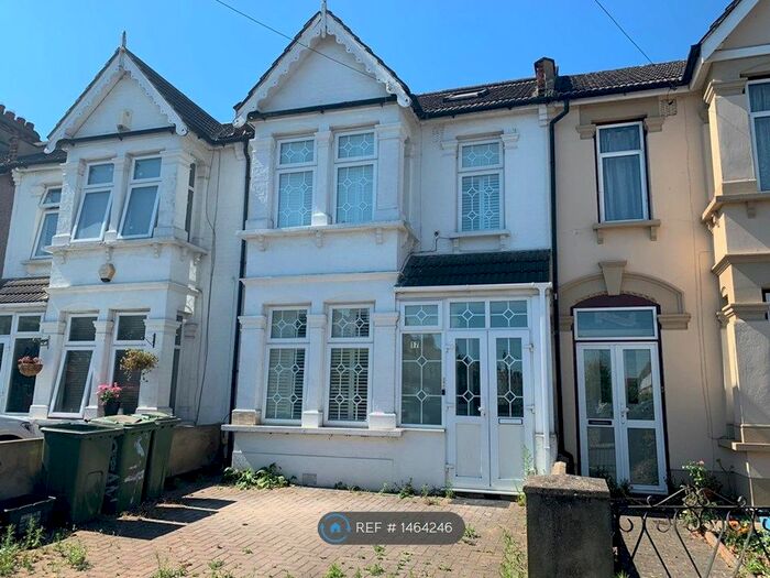 4 Bedroom Terraced House To Rent In Aden Road, Ilford, IG1