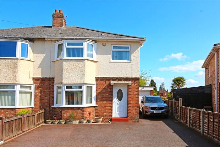 3 Bedroom Semi Detached House For Sale In Ercall Gardens, Wellington, Telford, Shropshire, TF1
