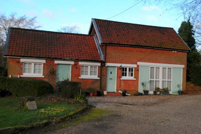 1 Bedroom Cottage To Rent In Willingale Road, Fyfield CM5