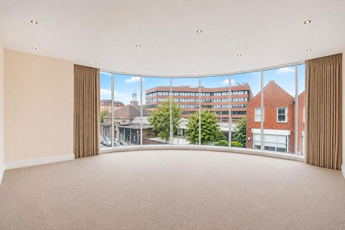 2 Bedroom Flat To Rent In Flat, Uno Apartments Sherman Road, Bromley, BR1