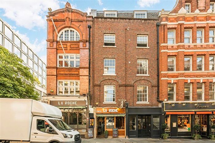 2 Bedroom Flat To Rent In St Martins Lane, Fitzrovia Amp; Covent Garden, WC2N