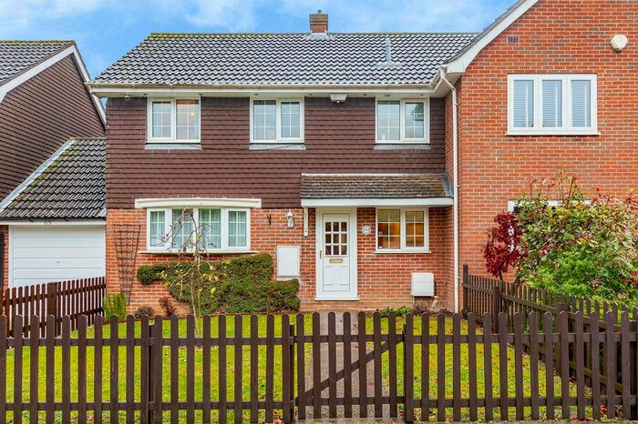 3 Bedroom Semi-Detached House For Sale In Millfield Road, West Kingsdown, Sevenoaks, TN15