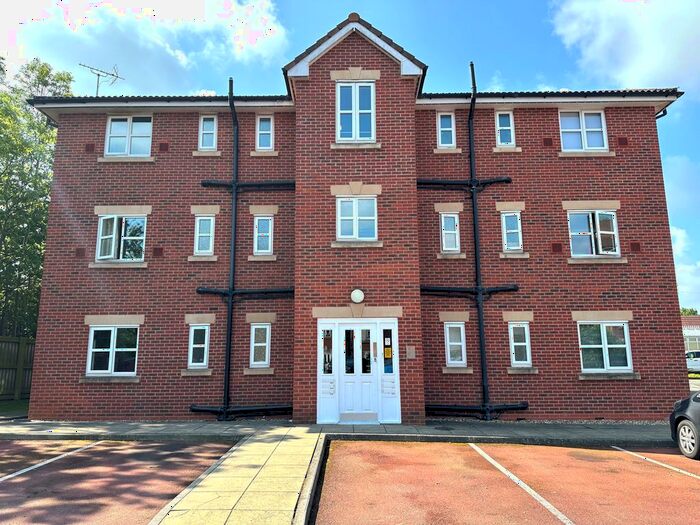 2 Bedroom Flat To Rent In Ladybower Close, Upton, Wirral, CH49