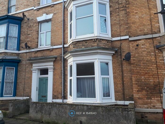 2 Bedroom Flat To Rent In Amber Street, Saltburn-By-The-Sea, TS12