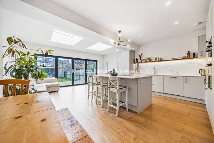 4 Bedroom House To Rent In Seaforth Avenue, New Malden, KT3