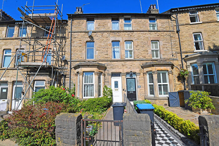 4 Bedroom Terraced House For Sale In Franklin Road, Harrogate, HG1