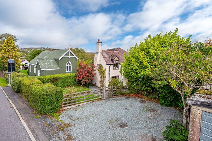 2 Bedroom Cottage For Sale In The Knowle, Clee Hill, Ludlow, SY8