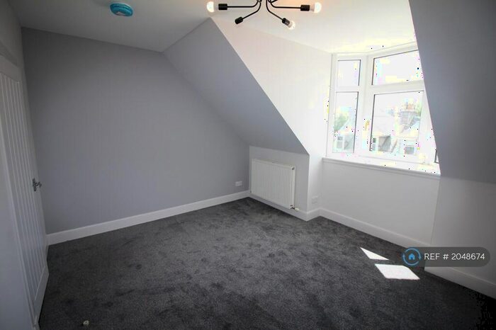 2 Bedroom Flat To Rent In Holburn Road, Aberdeen, AB10