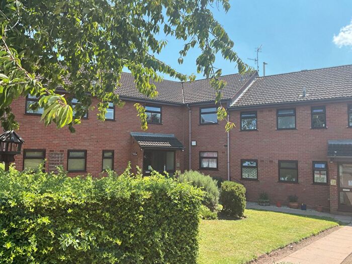 1 Bedroom Flat For Sale In Brook Court, Rufford Road, Stourbridge, DY9