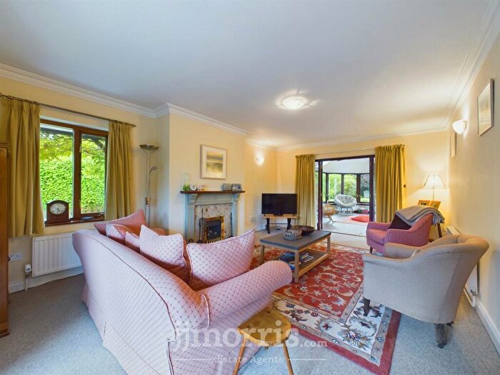 4 Bedroom Detached House For Sale In Coedmor Lane, Llechryd, Cardigan, SA43