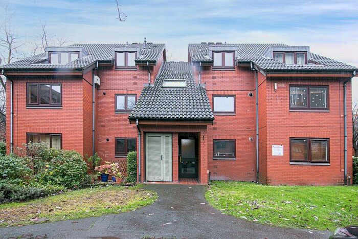 2 Bedroom Apartment To Rent In Sandy Way, Edgbaston, Birmingham, B15