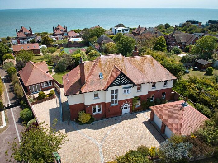 7 Bedroom Detached House For Sale In North Foreland Avenue, Broadstairs, Kent, CT10