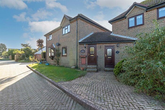 2 Bedroom Semi-Detached House To Rent In Locksley Mews, Tennyson Close, Yarmouth, PO41