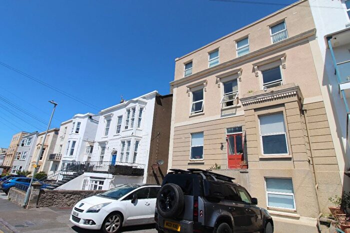 4 Bedroom Terraced House To Rent In Park Place, Weston-Super-Mare, BS23