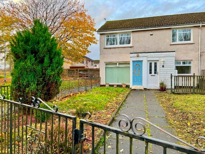 2 Bedroom Flat To Rent In Cherry Lane, Banknock, Falkirk, FK4