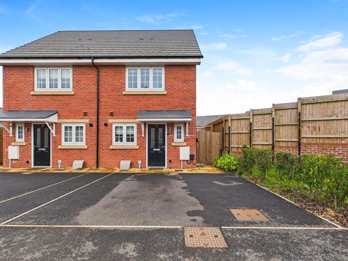 2 Bedroom Semi-Detached House For Sale In Cromwell Close, Burton Green, Coventry, CV4