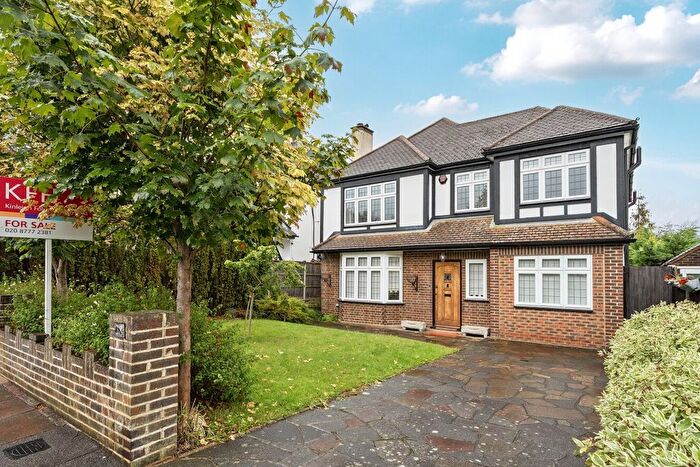 5 Bedroom Detached House For Sale In Woodland Way, West Wickham, BR4