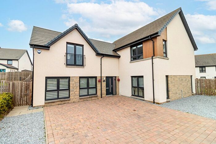 5 Bedroom Detached House For Sale In Auchtergray Crescent, Dundee, DD2