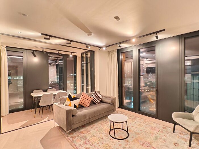 2 Bedroom Flat To Rent In Sun Street, London, EC2A