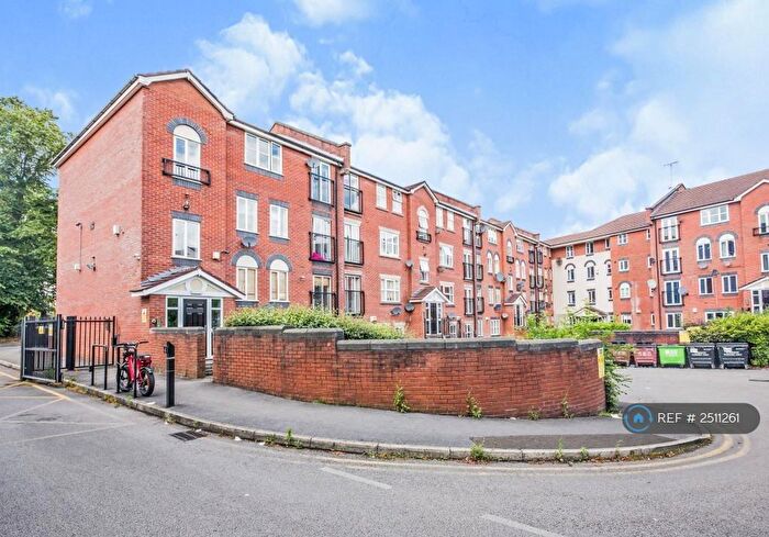 2 Bedroom Flat To Rent In St. Davids Court, Manchester, M8