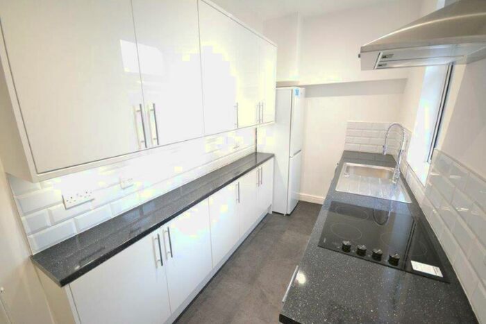 3 Bedroom Terraced House To Rent In Knighton Fields Road East, Leicester, LE2