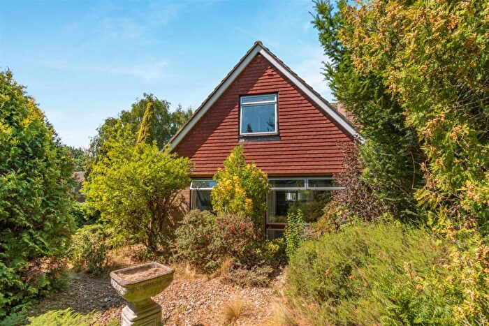 3 Bedroom Semi-Detached House For Sale In Gorse Crescent, Ditton, Aylesford, ME20