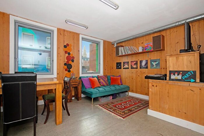 2 Bedroom Property For Sale In Wilder Street, Bristol, BS2