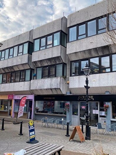 1 Bedroom Flat To Rent In Hill Street, Poole, BH15